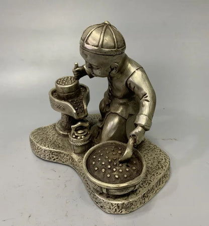 Archaize White copper boy push millstone crafts statue