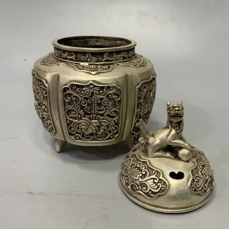 Archaize White copper lion lid Incense burner crafts statue