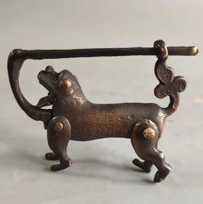 Archaize brass animal lock small crafts statue