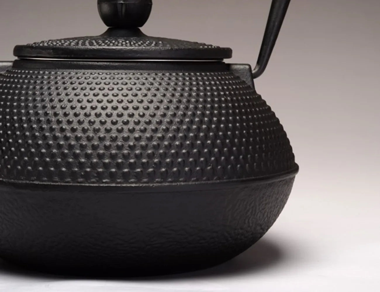Authentic Japanese Cast Iron Teapot Set Tea Pot Tetsubin Kettle Drinkware 800ml Kung Fu Infusers Metal Net Filter Cooking Tools