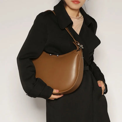 Autumn Winter New Fashion Crescent Bag Simple Solid Large Capacity PU Crossbody Handbags Female Commuter All-match Bolsas