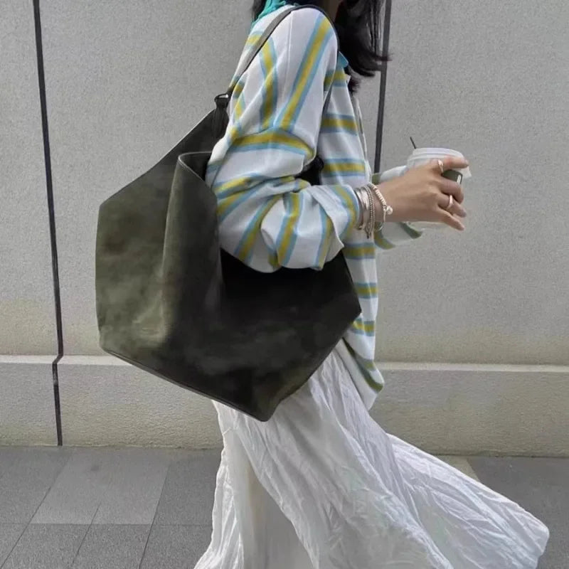 Autumn Winter Vintage Suede Portable Bucket Bag 2024 New Minority Designer Genuine Leather Underarm Bags Large Capacity Tote Bag