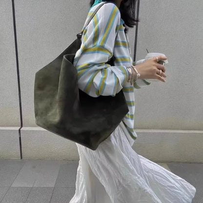 Autumn Winter Vintage Suede Portable Bucket Bag 2024 New Minority Designer Genuine Leather Underarm Bags Large Capacity Tote Bag
