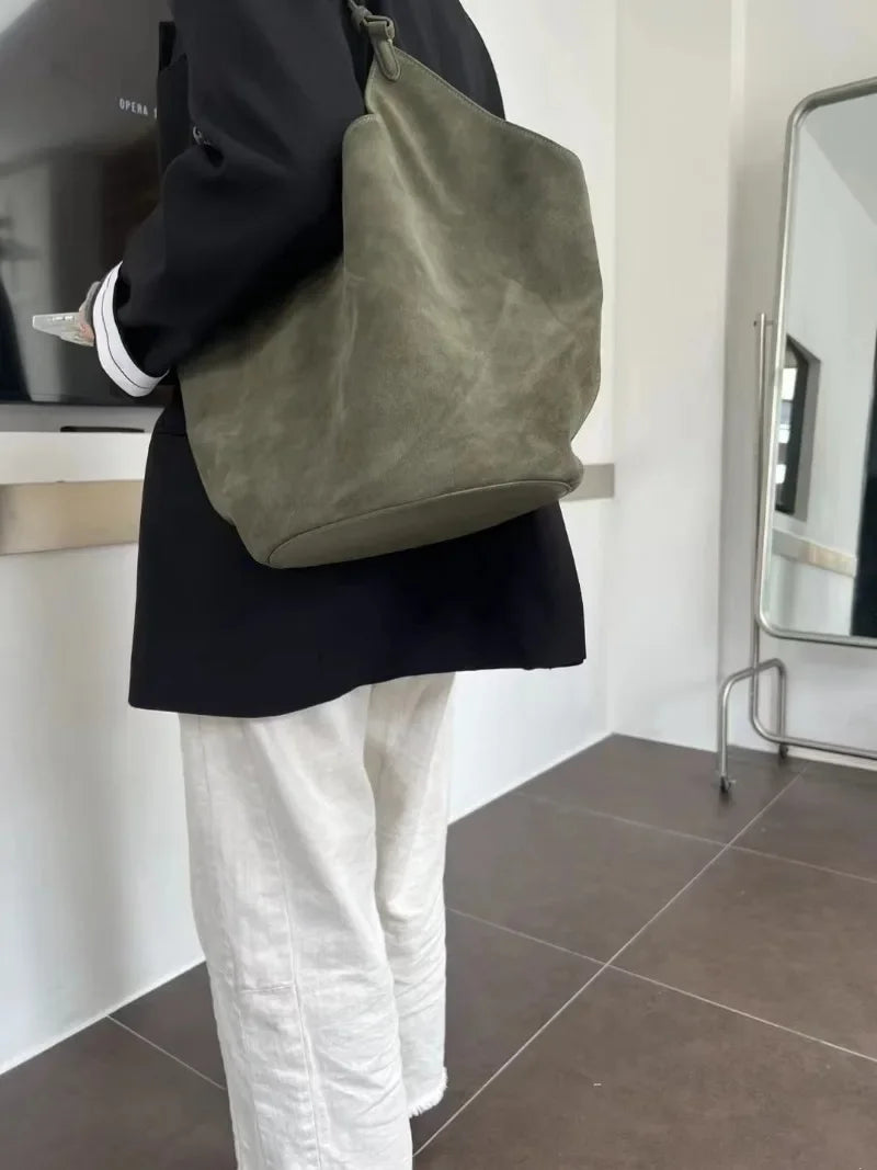 Autumn Winter Vintage Suede Portable Bucket Bag 2024 New Minority Designer Genuine Leather Underarm Bags Large Capacity Tote Bag