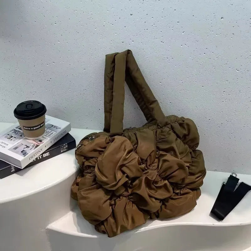 Autumn and winter new Korea large capacity bag ladies 2023 new bubble telescopic shoulder armpit crossbody Tote bag