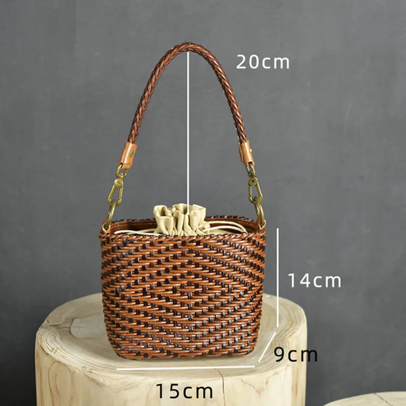 Autumn and winter new women's crossbody bag leather Japanese small square bag retro hand-woven personalized women's bag
