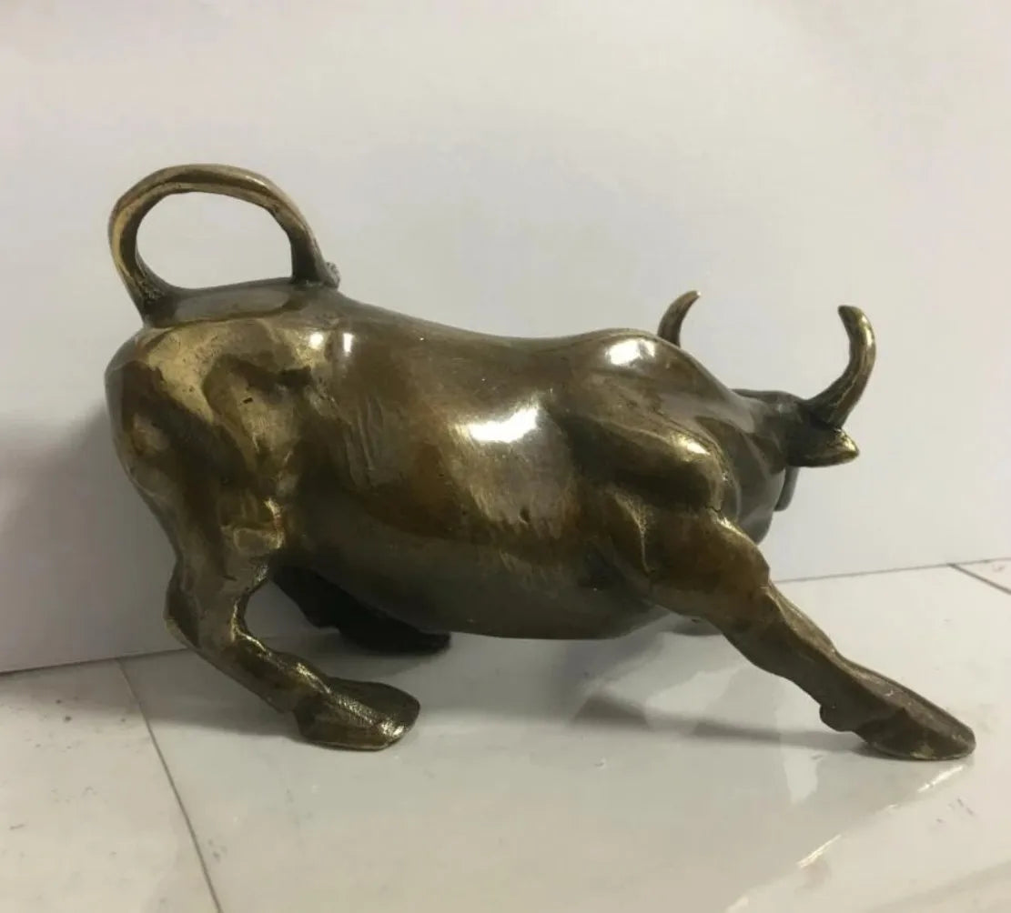 Beautiful And Mighty Wall Street Bull Bronze Statue Desk Furnishings, Exquisite Gifts 11.5cm