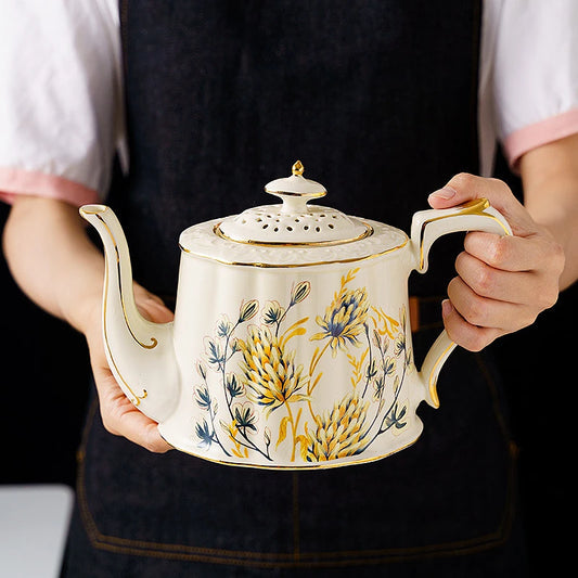 Beautiful Lovely Teapot English British Style 900 ML Canteen Watering Can Jug European High-Grade Porcelain Kettle Ceramic Pot