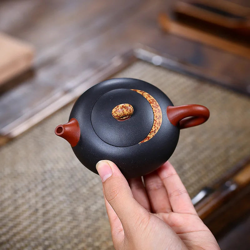 Black Mud Master Hand-painted Little Moon Shadow Zisha Teapot, Yixing Handmade Pot, Kung-Fu Teaware, Purple Clay Drinkware, Puer