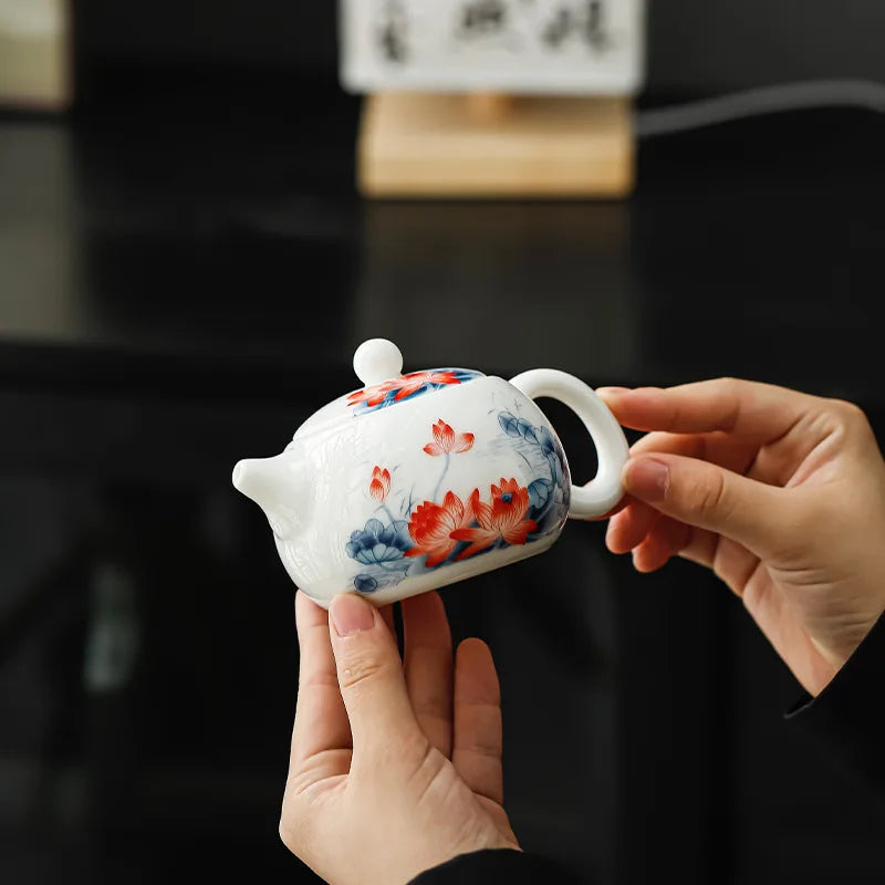 Blue and White Xishi Teapot Chinese Ceramic Kung Fu Teaware Tea Kettle for Home Use Tea Set Handpainted High End Tea Pots
