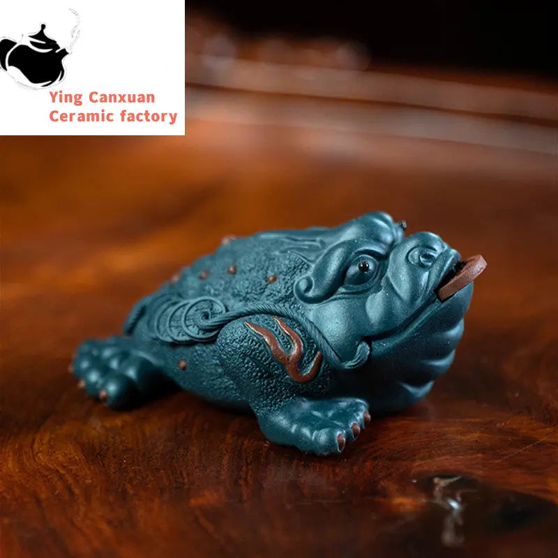 Boutique Purple Clay Tea pet Lucky Golden Toad Statue Tea Figurine Ornaments Handmade Crafts Tea Set Decoration Accessories