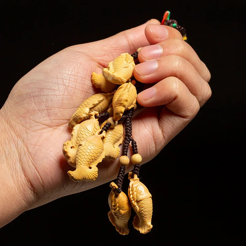 Boxwood 3cm Fishes Sculpture Lucky Mascot Pendant Animal Wood Statue Car Hanging Home Decor