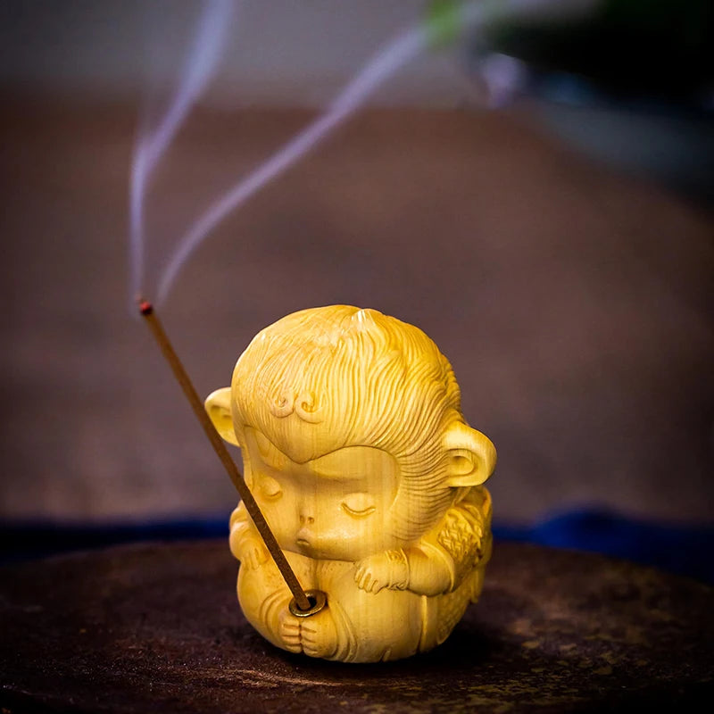 Boxwood 5/7cm Cute Little Monkey Sculpture Wood Feng Shui Living Room Lucky Incense Plug Sun Wukong Zen Buddha Statue Home Decor
