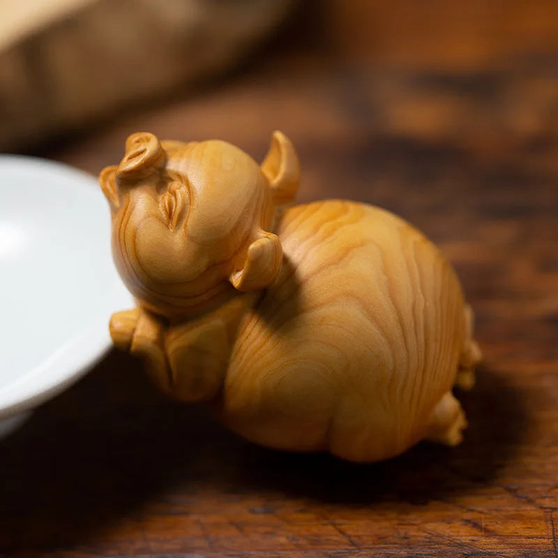 Boxwood 7CM Pig Sculpture Animal Lucky Wood Statue Chinese Zodiac Piggy Home Decor