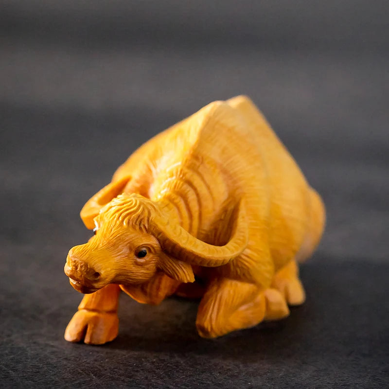 Boxwood 9CM Buffalo Sculpture Lucky Chinese Bull Wood Animal Statue Diligent Home Decors