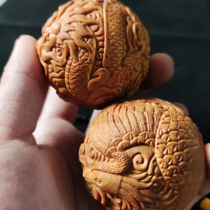 Boxwood Cliff Cypress Pi Xiu Dragon and Phoenix Ball Solid Wood Carving Fortune Hand Put Piece Ornaments Home Accessories
