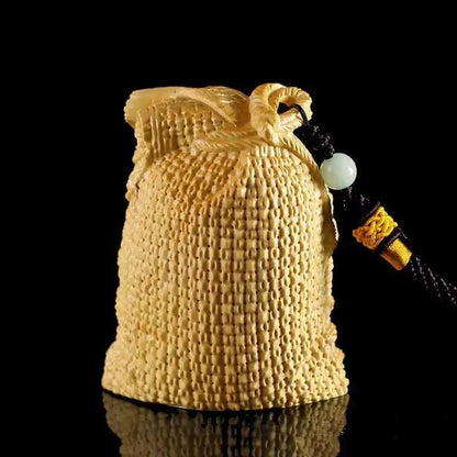 Boxwood Cliff Cypress Wood High Quality Fukubukuro Purse Pendant Carved Amass Fortunes Sculpture Modern Art Home Accessories