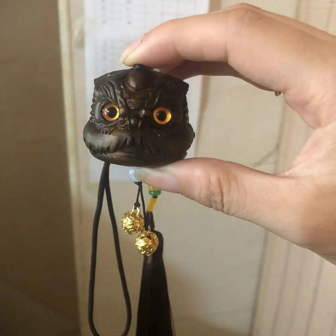 Boxwood carving awakens lion head China-Chic decoration handlebar car pendant auspicious animal mythical wild animal pendant