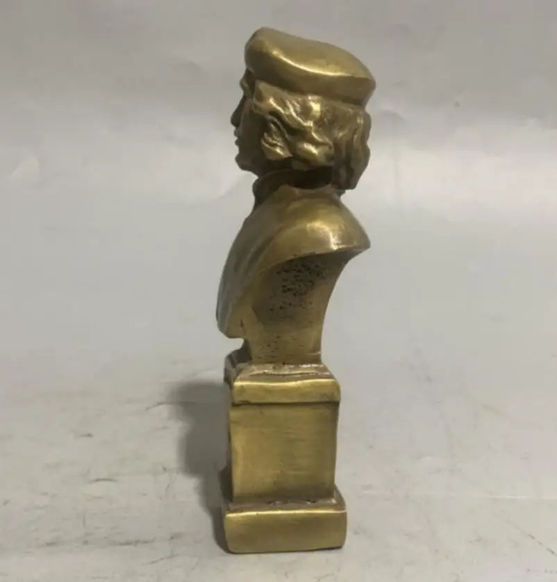 Brass Cuban revolutionary leader Guevara Head portrait crafts statue