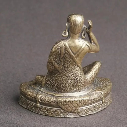 Brass Old Statue Chinese Handmade Milarepa Buddha Statue Delicate Antique