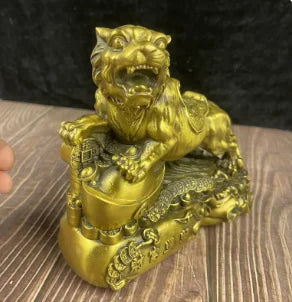 Brass tiger 12 zodiac animals tiger rich foot Xingwang tiger brass tiger decoration wholesale home office crafts