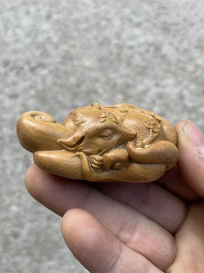 Bring Good Luck and Fortune- Nine-tailed Fox Verawood Ageing High Oil High-density Sculpture Modern Art Car Hanging Ornaments