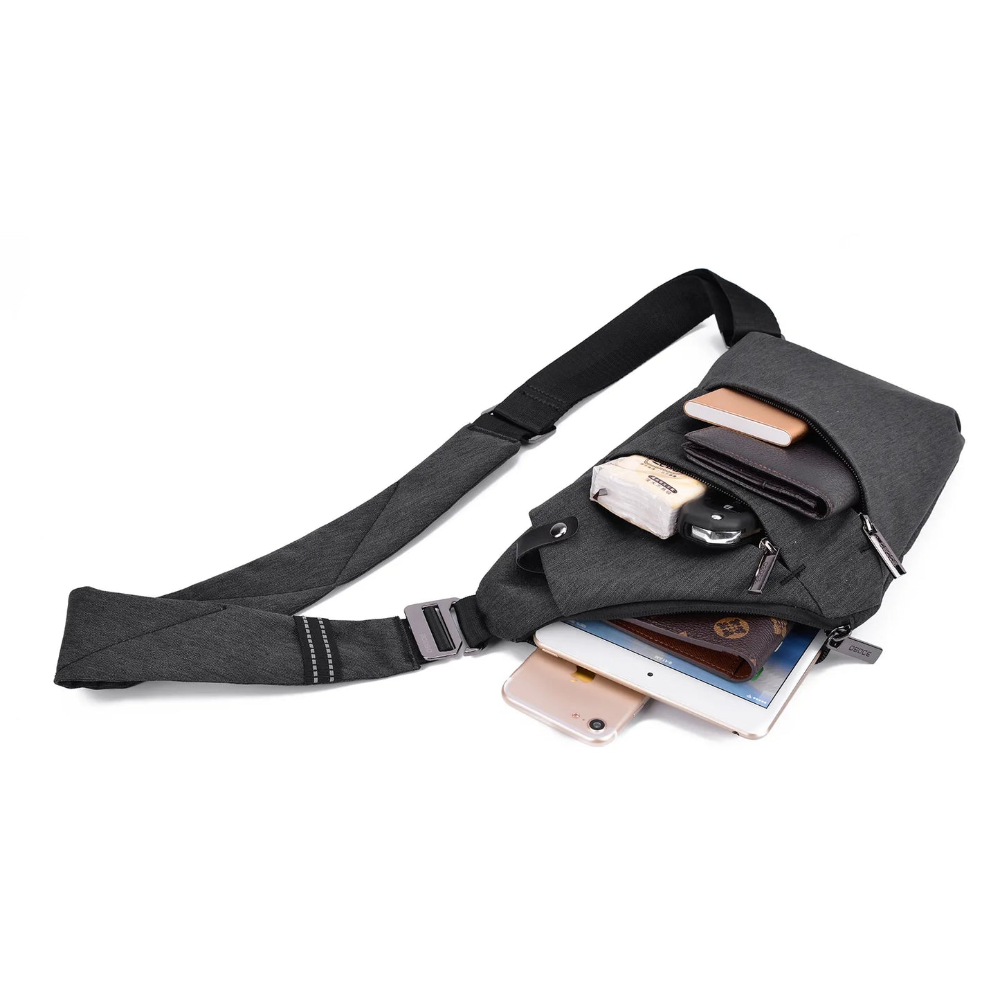 British Style Men's Chest Bag Portable Shoulder Bag Waterproof Scratch Resistant Crossbody Bag