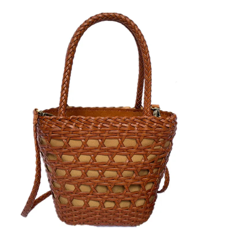 Bucket Women's bag new 2024 messenger shoulder bag Cowhide hollow woven bag summer Casual Inner Fabric Vintag Shopping Bag