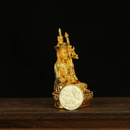 Buddhist Crafts Wholesale Delicate Gold-plated Padmasambhava High Grade Nepal Alloy Buddha Statue Holy Temple Decorations