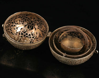 CHINESE Old TIBETAN SILVER COPPER PENDANT INCENSE BURNER OLD DRAGON PHOENIX
