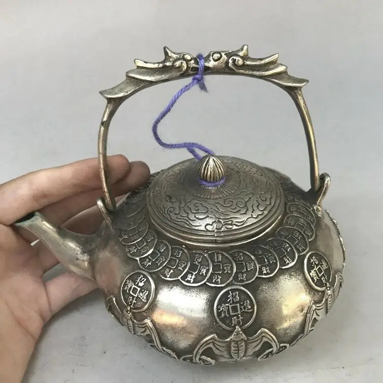 COLLECT EXQUISITE CHINA CARVING BAT TIBET SILVER FLAGON QIANLONG MARK RT