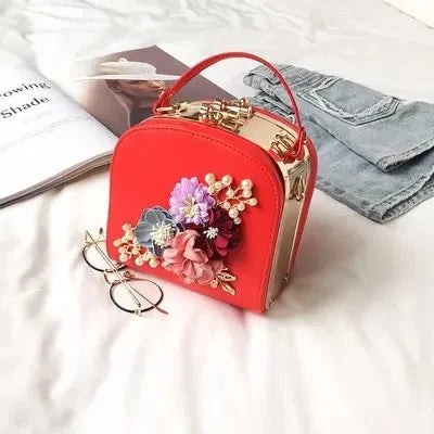 Camera Diagonal Handbag s Shoulder s Metal Clip Small Square Bag New Fashion Dinner Flower 2024