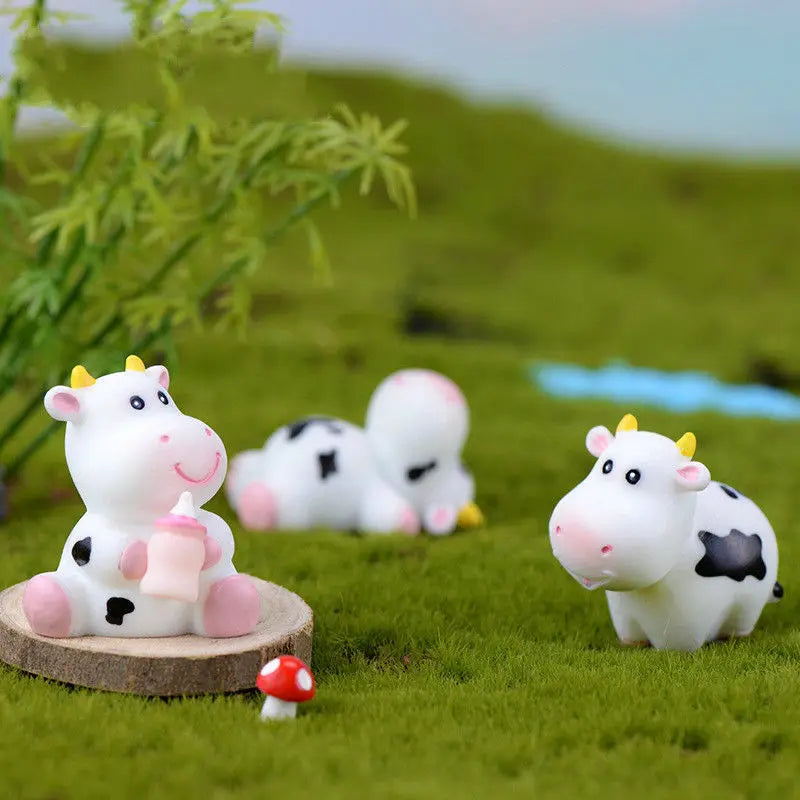 Cartoon Cute Little Cow Car Ornaments Micro Landscape Bonsai Decoration Desktop Creative Trinket Home Accessories Figurines