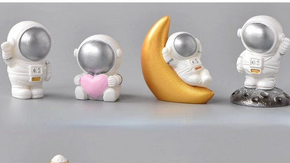 Cartoon Space Astronaut  Car Ornaments Micro Landscape Bonsai Decoration Desktop Creative Trinket Home Accessories Figurines