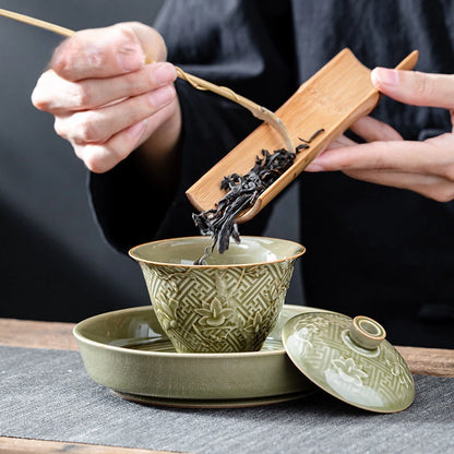 Carved Orchid Tea Tureen Retro Plant Ash Ceramic Gaiwan Set Kung Fu Tea Cups Bowl Small Anti-scalding DrinkingTea Bowl Household
