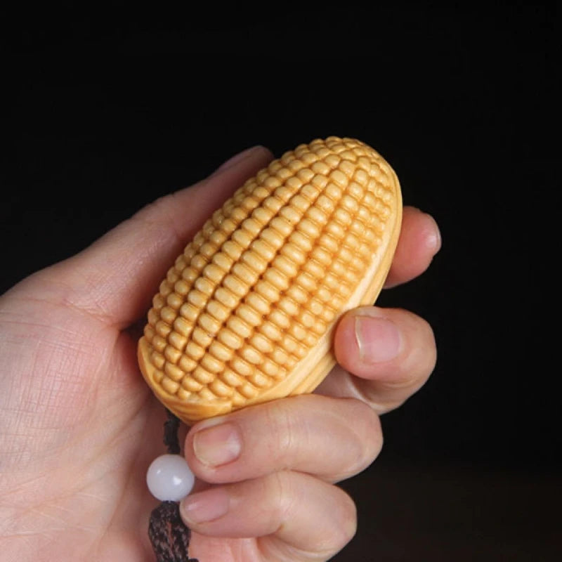 Carvings of cypress wood gold jade full hand pieces car pendant Solid wood corn tray  playthings decoration   accessories
