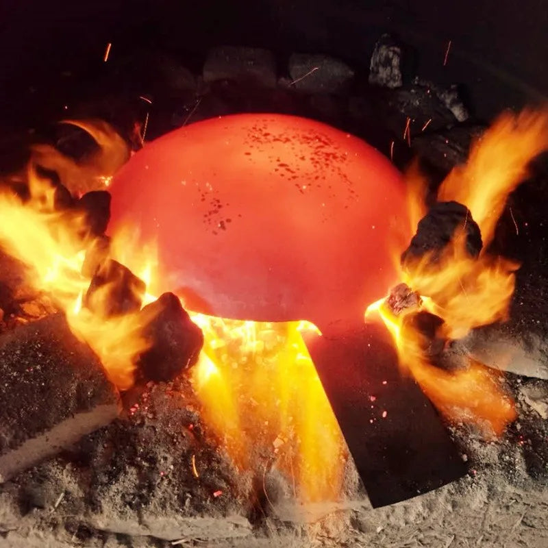 Casting Chinese Traditional Handmade Carbon Steel Forging Wok Pre Seasoned Wrought Iron Cauldron Non-stick Gas Pot