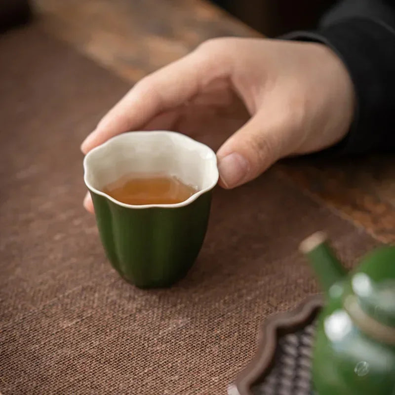 Ceramic Kung Fu Tea Set Cup Master Cup Emerald Retro Household Personal Single Guest Cups Pretty Pottery Technology Teaware Bar