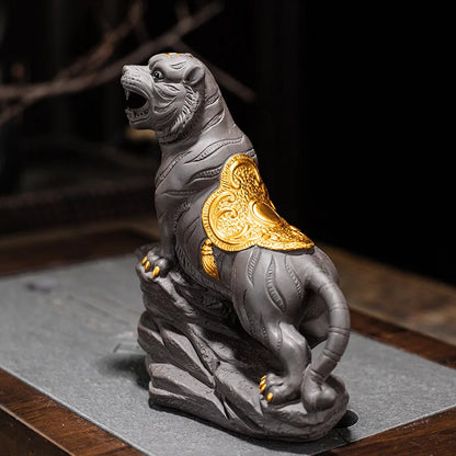 Ceramic Lucky Tiger Ornament Raw ore purple sand sculpture Creative Home Living Room Bedroom Decorations tea set crafts