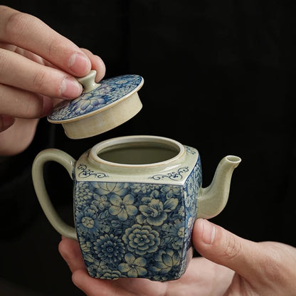 Ceramic Opening Blue and White Kettle Chinese Pottery Teapot Tea Ceremony Set Milk Oolong Tea Tie Guan Yin Jasmine Teaware Type