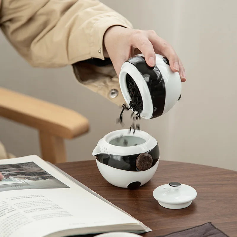 Ceramic Panda Teapots with 2 Cups A Tea Sets Portable Travel Office Chinese Tea Set  Mini Carrying Bag Filter Tea Cup Fine Gift