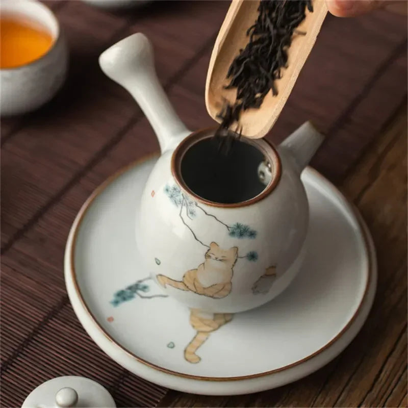 Ceramic Ru Kiln Cute Cat Teapot Creative Retro Household Side Handle Tea Pot Porcelain Chinese Kung Fu Kettle Drinkware Tea Set