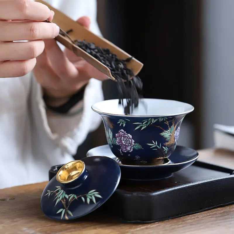 Ceramic Tea Tureen Chinese Kung Fu Tea Set Outline In Gold Sancai Gaiwan Tea Cup Tea Bowl with Lid Golden Magpie Tea Maker