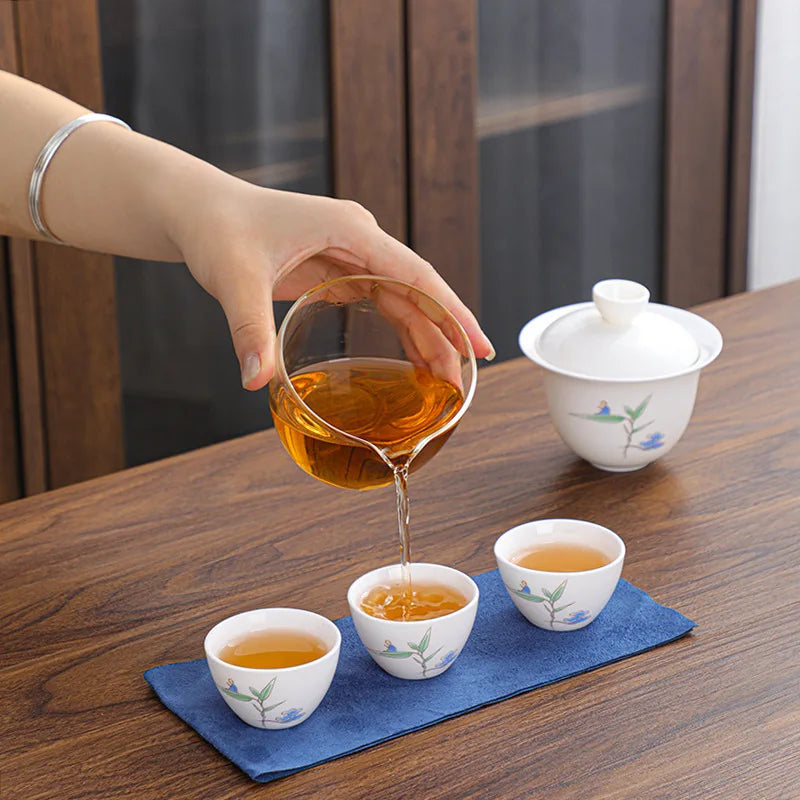 Ceramic Teapot Gaiwan with 3 Cups A Tea Sets Home Office Portable Travel Tea Set Drinking Utensil