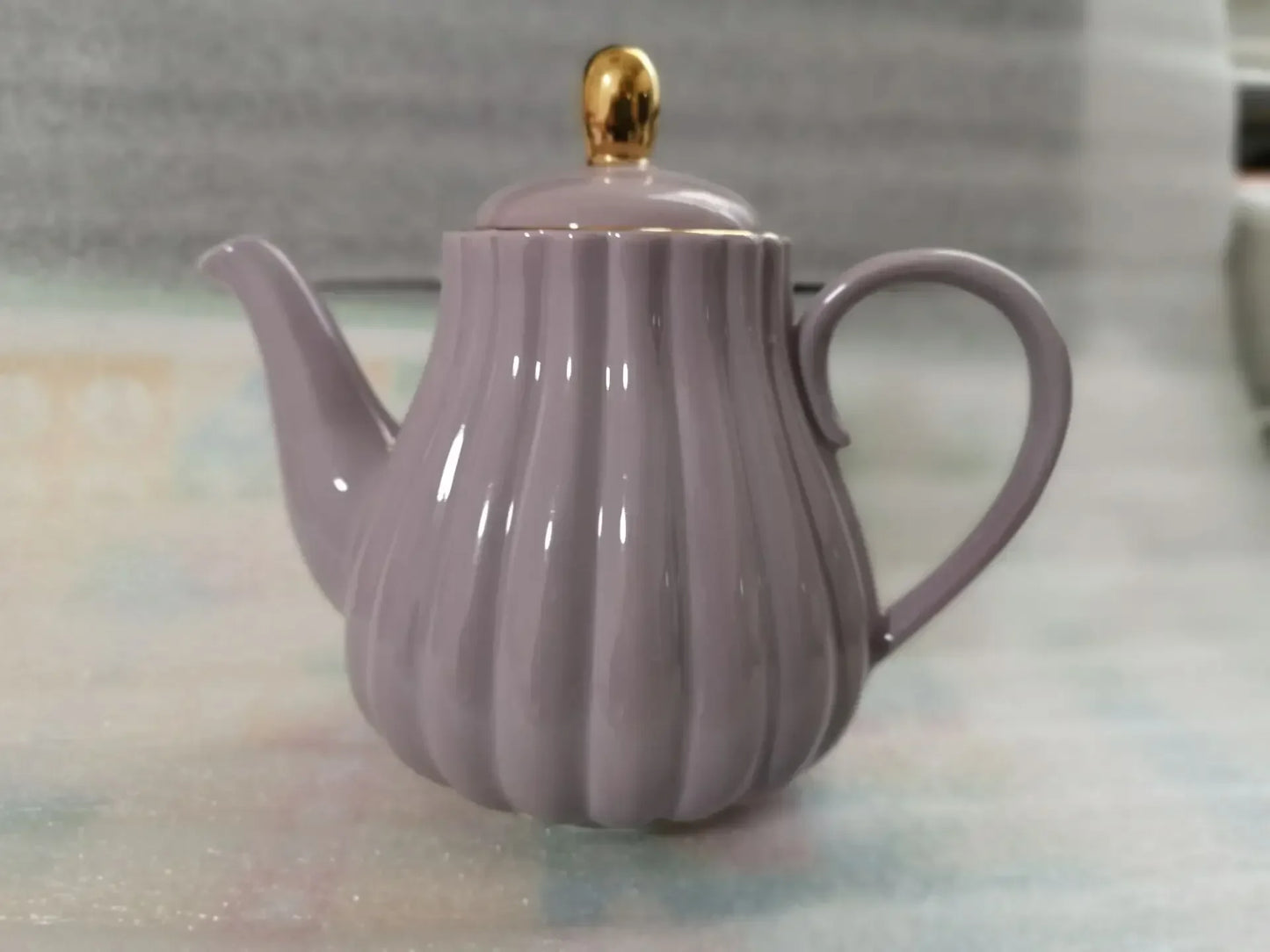 Ceramic Teapot Pumpkin Shape Hand Painted Gold Bone China Teapot With Tea Strainer Elegant Tea Pot Set 1L