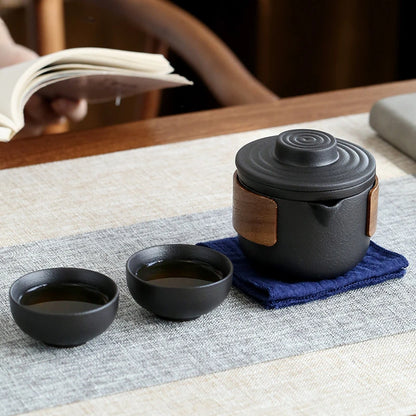 Ceramic Travel Tea Set One Pot Two Cups Outdoor Quick Cup Portable Storage Bag Chinese Porcelain Tea Suit Custom Beauty Teaware