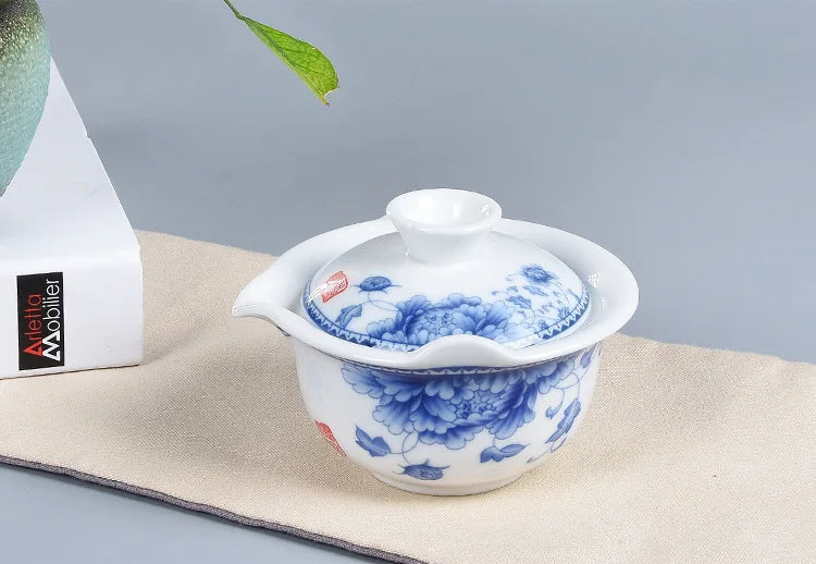 Ceramic gai wan tea pot,China kungfu Tea Sets Dehua gaiwan tea porcelain teapot tea set for travel Beautiful easy kettle