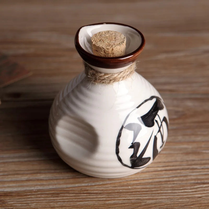 Ceramic wine set Japanese sake white wine yellow wine small wine bottle wine glass one pot and two cups three-piece set