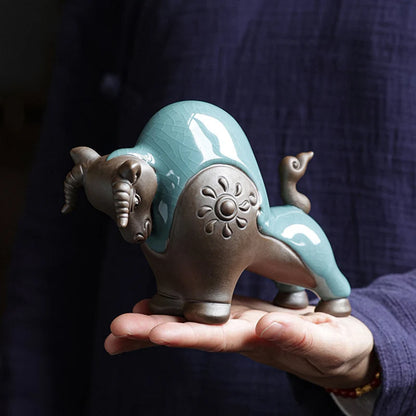 Ceramics Fortune Animals Cow Statue，Traditional handmade sculpture，Deluxe Home Room, Office Art Deco Statue