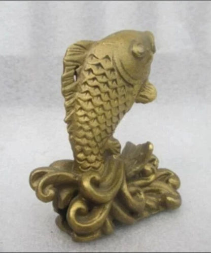 China's copper rich auspicious carp statue of rare collection metal handicraft